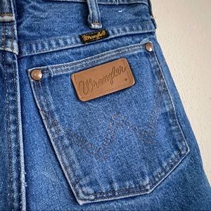 Vintage Wrangler High Waist Lightwash Cut Off Denim Shorts